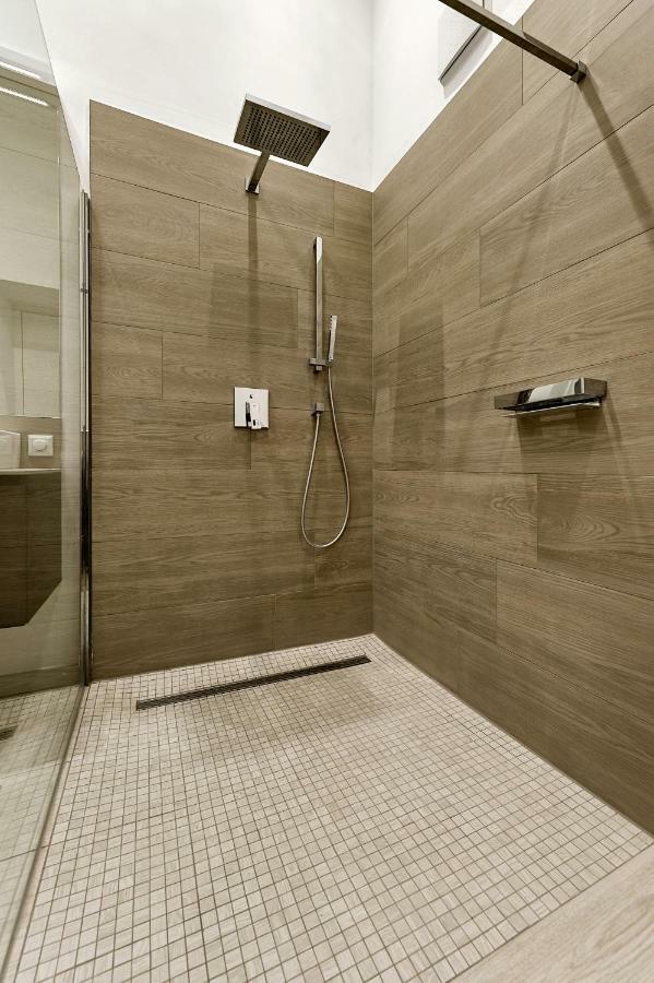 Central Luxury Apartment Вена Экстерьер фото
