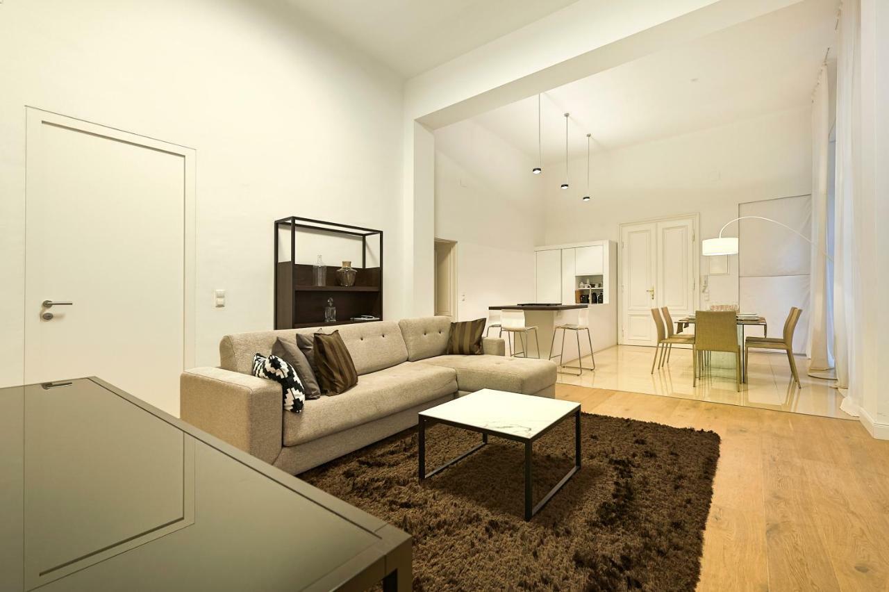 Central Luxury Apartment Вена Экстерьер фото